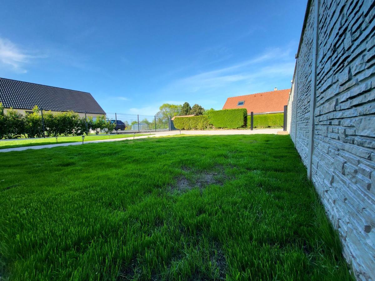 La Maison Des Vacances 8 Personnes Ghyvelde Экстерьер фото